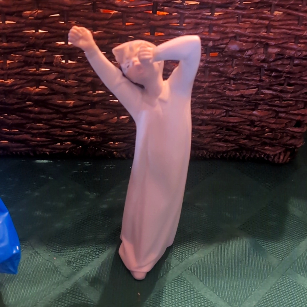 Lladro #4870 boy yawning